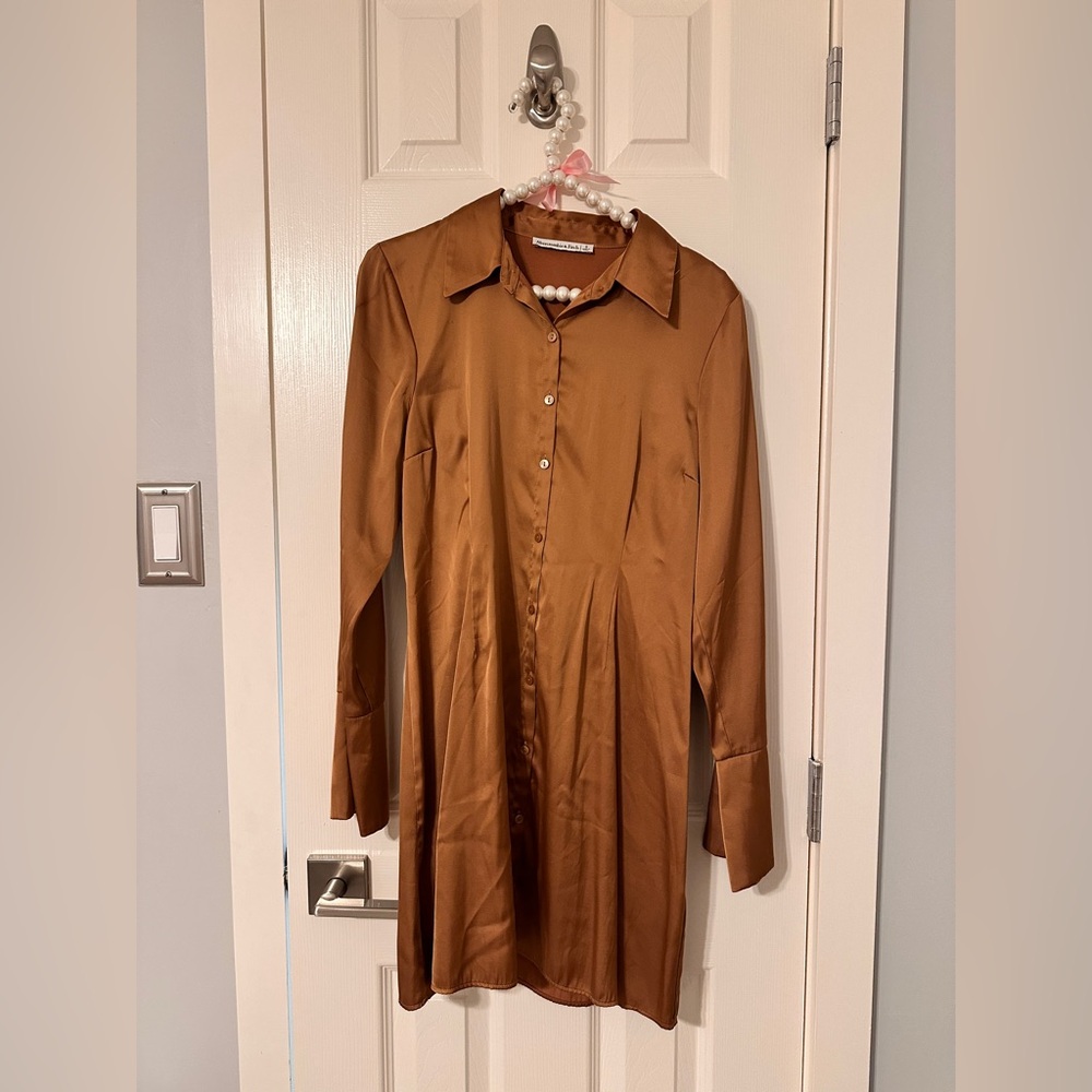 Abercrombie & Fitch Brown Satin Long Sleeve Dress Size Small